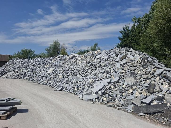Reststukken - Belgische blauwe hardsteen, Doe-het-zelf en Bouw, Overige Doe-Het-Zelf en Bouw, Gebruikt, Ophalen