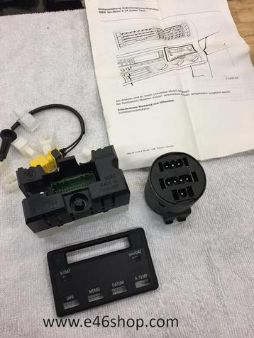 Buiten temperatuur en klok inbouw set BMW E34 oe 62139061418 beschikbaar voor biedingen