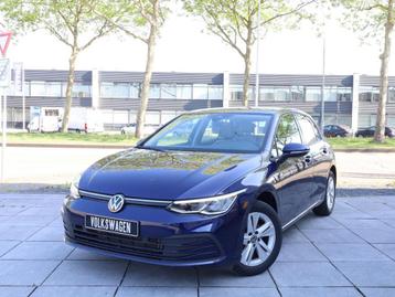 Volkswagen Golf 1.5 eTSI Life Adaptive Cruise | Stoel&Stuurv beschikbaar voor biedingen