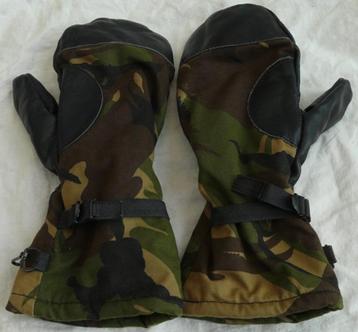 Handschoenen Gvt, Winter Gevoerd, KL, Camo, maat 9, 1990.(4) beschikbaar voor biedingen