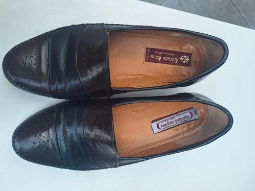 Mooie handgemaakte leren herenschoenen maat 42,5, Kleding | Heren, Schoenen, Zo goed als nieuw, Zwart, Ophalen of Verzenden