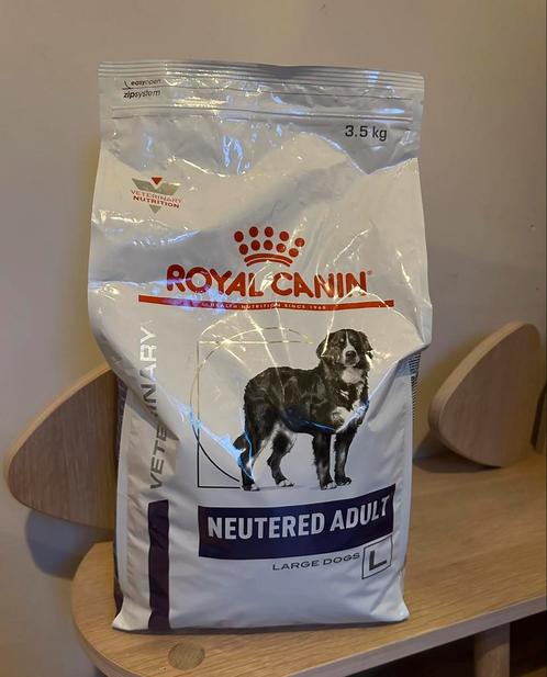 Royal Canin neutered adult large dogs 3,5 kg , Animaux & Accessoires, Nourriture pour Animaux, Chien, Enlèvement ou Envoi