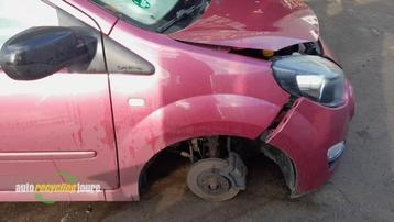 Scherm rechts-voor van een Renault Twingo (TELNE) beschikbaar voor biedingen