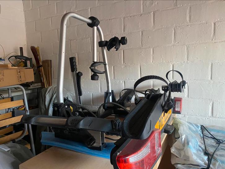 Fietsendrager voor op de trekhaak, te huur, Auto diversen, Fietsendragers, Zo goed als nieuw, Ophalen of Verzenden