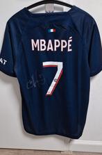 Maillot de football du PSG dédicacé par Mbappe avec COA et p, Vêtements | Hommes, Vêtements de sport, Football, Enlèvement ou Envoi