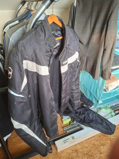 Motorpak Course – Maat 48 – Zwart/Wit – Voor Zomer én Winter, Motoren, Kleding | Motorkleding, Combipak, Heren, Tweedehands, Ophalen