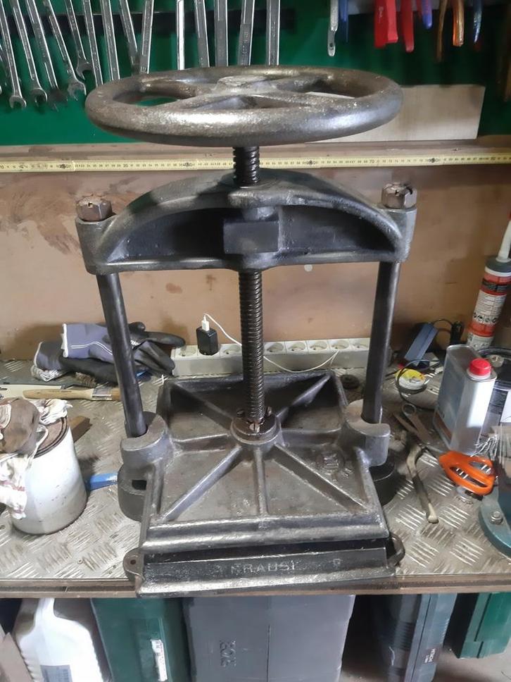 antieke gietijzeren boekenpers, Antiek en Kunst, Antiek | Gereedschap en Instrumenten, Ophalen
