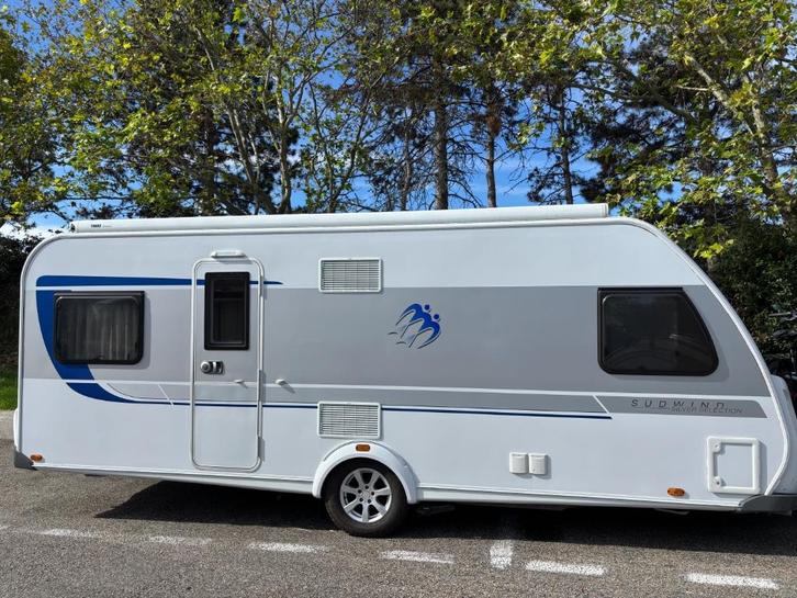 Knaus Südwind s/s 590FUS +Alde+Airco+ATC+190LKoelK.+Thule, Caravans en Kamperen, Caravans, Particulier, tot en met 5, 1250 - 1500 kg