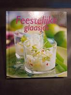 Kookboek - Feestelijke glaasjes., Boeken, Kookboeken, Tapas, Hapjes en Dim Sum, Diverse auteurs, Ophalen of Verzenden, Zo goed als nieuw