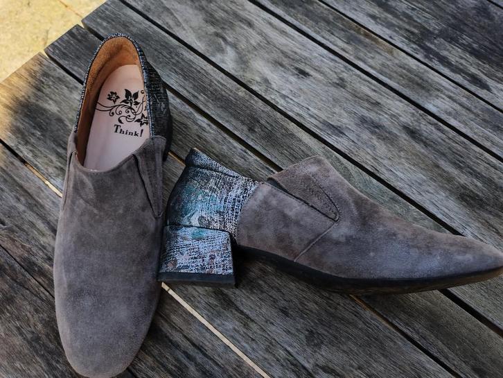 zeer mooie schoenen Think maat 39,5, Kleding | Dames, Schoenen, Zo goed als nieuw, Ophalen of Verzenden