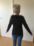 Pull de fêtes avec plumes, Taille 38/40 (M), Enlèvement ou Envoi, Comme neuf, Noir