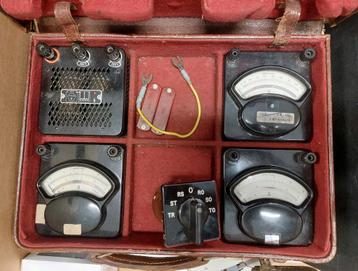Antieke Multi meter Volt meter Ampère meter beschikbaar voor biedingen