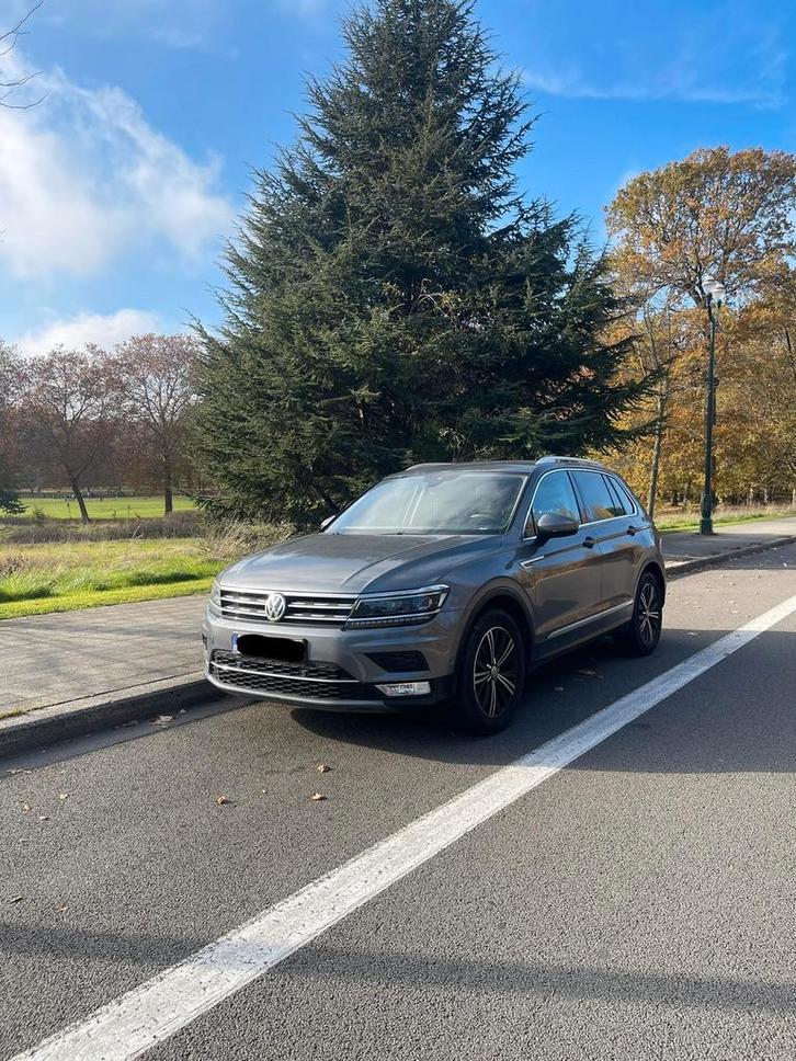 VW Tiguan Highline 2.0 TDI DSG, Auto's, Volkswagen, ABS, Achteruitrijcamera, Adaptieve lichten, Adaptive Cruise Control, Airbags