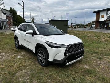 Toyota Corolla Cross Style + comfort pack  beschikbaar voor biedingen