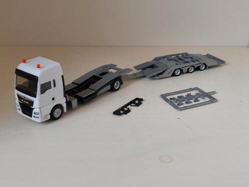 Camion de transport Herpa Man TGA Low avec accessoires, Hobby & Loisirs créatifs, Voitures miniatures | 1:87, Comme neuf, Herpa