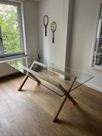 Table en verre avec pieds en bois – Habitat, Enlèvement