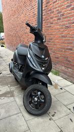 Piaggio zip 150 a klasse, Fietsen en Brommers, Ophalen, Zip, Klasse A (25 km/u), Zo goed als nieuw