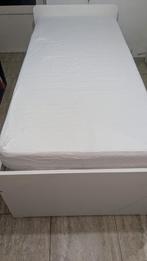 Lit 1 place (50€) + matelas (20€) --> Le tout est démonté, 90 cm, Enlèvement, 200 cm, Ikea