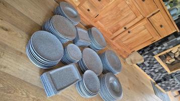 Services assiettes Porseval  beschikbaar voor biedingen