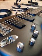 Ibanez edb500, en parfait état, y compris un ampli de basse, Musique & Instruments, Instruments à corde | Guitares | Basses, Enlèvement