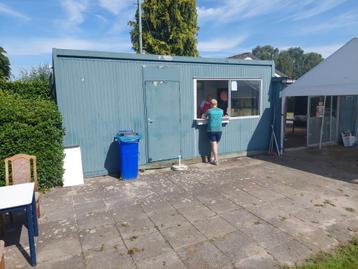 kantine container disponible aux enchères