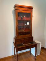 Antiek bureau of vitrinekast, Ophalen