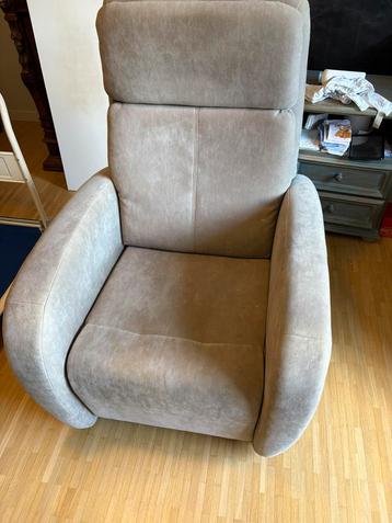 Nubuck leder - relaxzetel beschikbaar voor biedingen