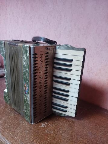 Acordion, Musique & Instruments, Enlèvement, Utilisé