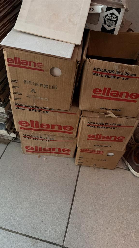 Carrelage, Immo, Appartements & Studios à louer