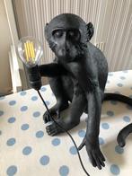 Zittende aap lamp, Huis en Inrichting, Lampen | Tafellampen, Minder dan 50 cm, Kunststof, Modern, Zo goed als nieuw