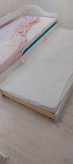 Gratis éénpersoons bed met lade van hout (wit), Huis en Inrichting, Ophalen, Wit, Zo goed als nieuw, Twijfelaar