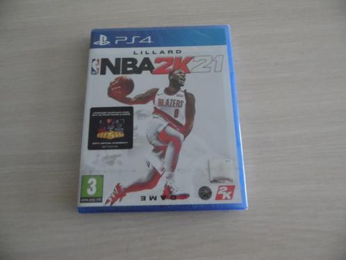 NBA 2K21 PLAYSTATION 4 GLOEDNIEUW IN BLISTERVERPAKKING, Games en Spelcomputers, Games | Sony PlayStation 4, Nieuw, Sport, 3 spelers of meer