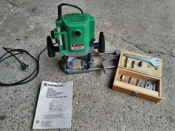 Bovenfrees met frezen, merk Hitachi., Enlèvement, Comme neuf
