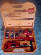 Draadsnijset, Ophalen, Zo goed als nieuw