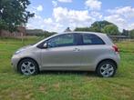 Toyota Yaris, Auto's, Toyota, Voorwielaandrijving, Euro 5, Stof, Beige