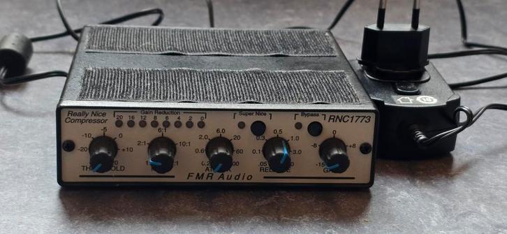 FMR Audio Really Nice Compressor RNC1773, Muziek en Instrumenten, Effecten, Zo goed als nieuw, Compressor, Ophalen of Verzenden