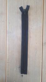 YKK rits, spiraal, niet deelbaar, kunststof tandjes, L=30cm, Hobby en Vrije tijd, Naaien en Fournituren, Ophalen of Verzenden