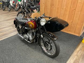 BSA Zijspan B33 Motorfiets beschikbaar voor biedingen