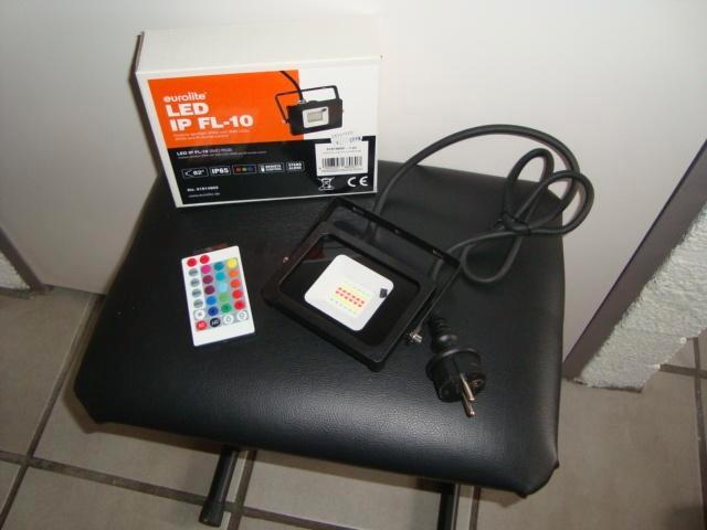Nouveau : Eurolite LED IP FL10 SMD RGB avec télécommande, Musique & Instruments, Lumières & Lasers, Neuf, Lumières, Couleur, Enlèvement ou Envoi