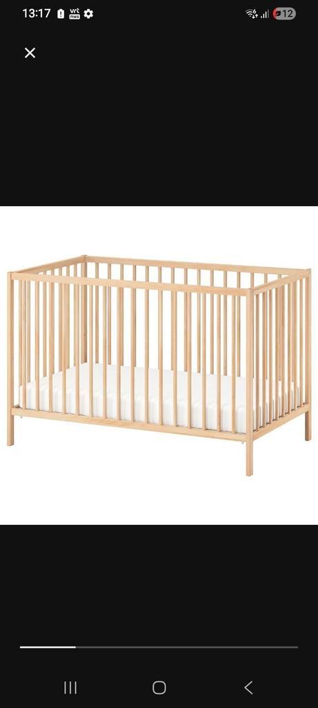 Sniglar bedje met toebehoren, Kinderen en Baby's, Kinderkamer | Bedden, Zo goed als nieuw, Matras, Ophalen