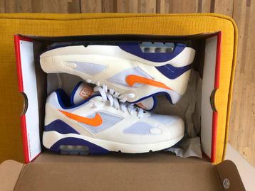 Nike Air Max 180 Bright Ceramic.  beschikbaar voor biedingen