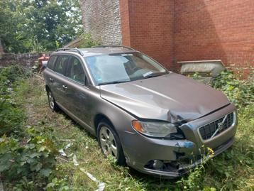 Volvo V70 2007 voor onderdelen  beschikbaar voor biedingen
