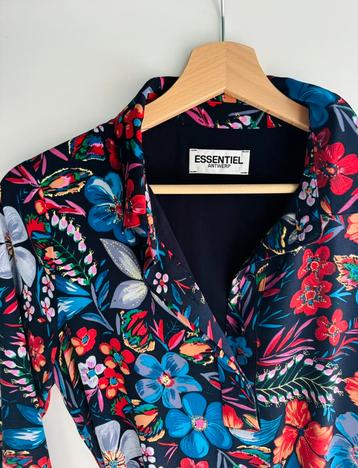 Blauw-rood gebloemd kleedje Essentiel Antwerp, Enlèvement ou Envoi, Taille 34 (XS) ou plus petite, Bleu