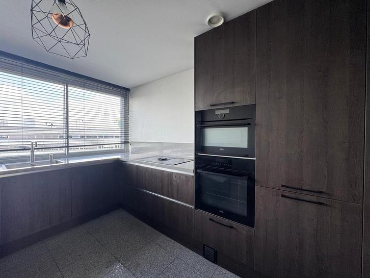 Hoekkeuken Greeploos Zeer Nette Staat + AEG + GEDEMONTEERD, Huis en Inrichting, Keuken | Complete keukens, Zo goed als nieuw, Hoekkeuken