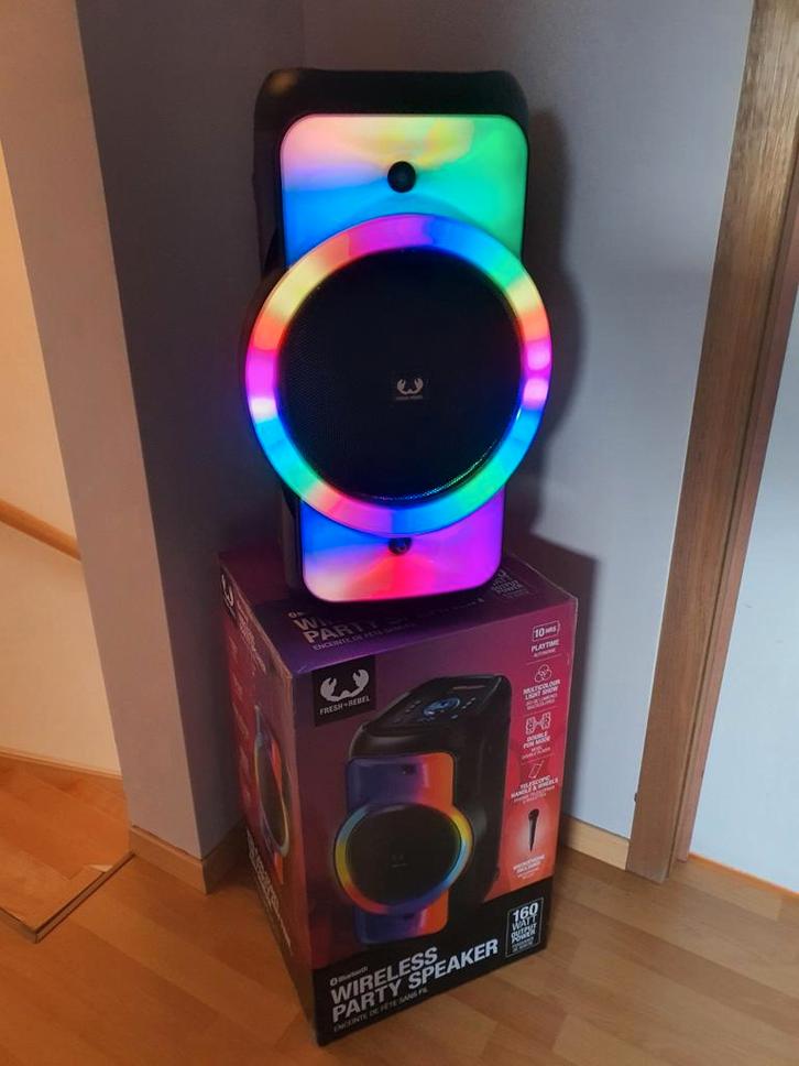 Party box fresh n rebell  160w rgb bat, Audio, Tv en Foto, Luidsprekerboxen, Ophalen