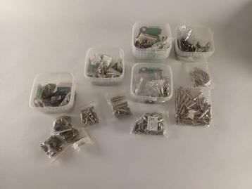 Grote verzameling spikes (steampunk - cosplay - gothic) beschikbaar voor biedingen
