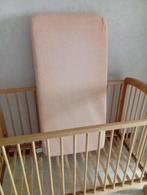 30 € LIT D'ENFANT EN BOIS SOLIDE + SOMMIER ET MATELAS, Enlèvement, Utilisé, Matelas