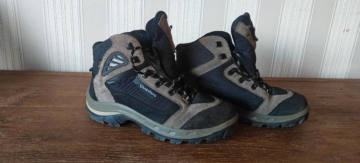 Quechua wandelschoenen maat 42, Sport en Fitness, Bergsport en Wandelen, Zo goed als nieuw, Schoenen, Ophalen of Verzenden