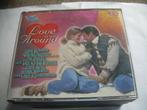 COFFRET DE 2 CD - VTM - LOVE IS ALL AROUND, CD & DVD, CD | Compilations, Enlèvement ou Envoi, Comme neuf, Pop, Coffret