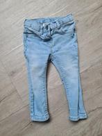 Lichtblauwe jeans (JBC – Maat 80), Kinderen en Baby's, Babykleding | Maat 80, Jongetje of Meisje, Zo goed als nieuw, Ophalen, Broekje